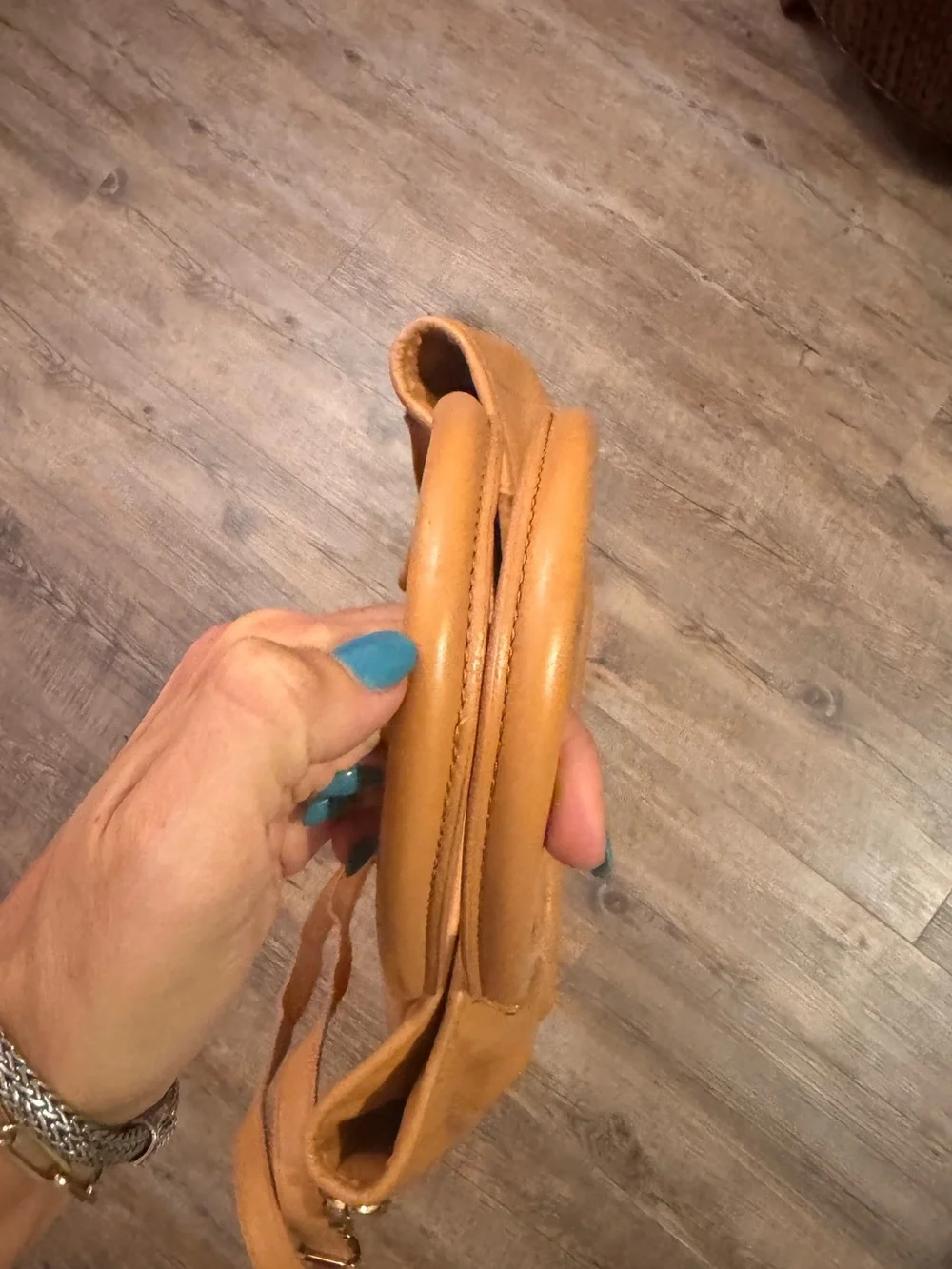 Tory Burch Amanda Beige Leather Tote with Gold Hardware